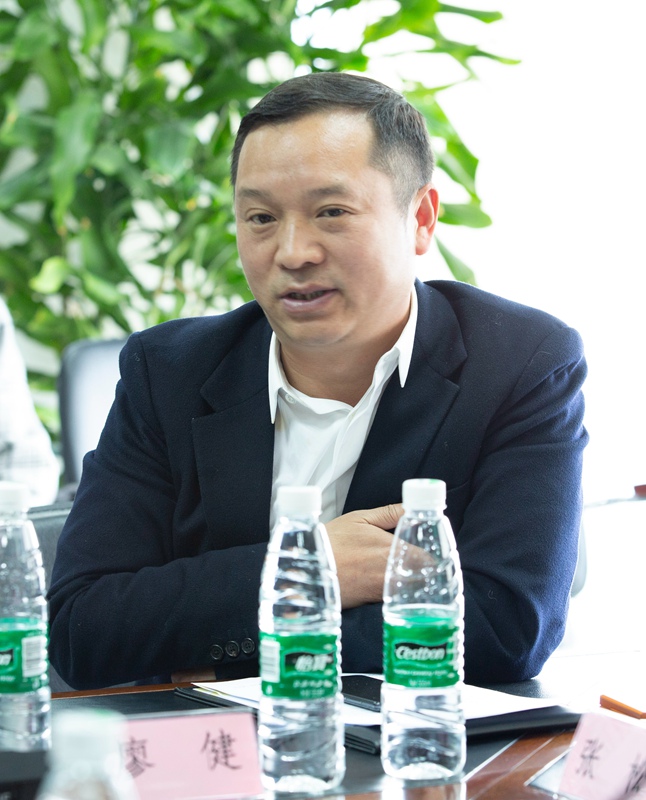 廖健.jpg 廖健.jpg