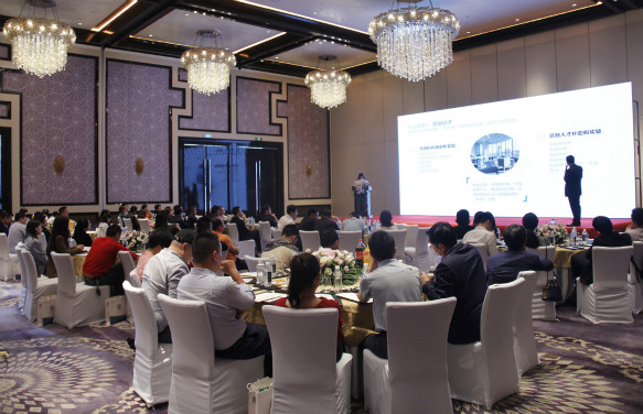 5_meitu_6.jpg 5_meitu_6.jpg